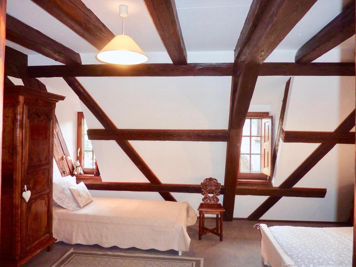 Bed and breakfast ADRIHOF à Riquewihr, Cour de l'Abbaye d'Autrey Extérieur photo