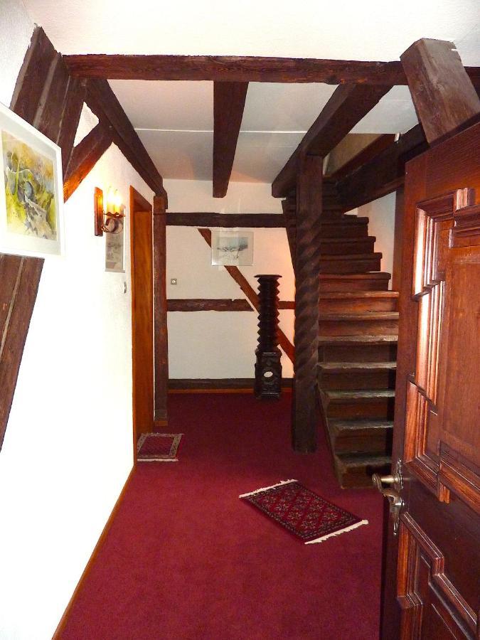 Bed and breakfast ADRIHOF à Riquewihr, Cour de l'Abbaye d'Autrey Extérieur photo