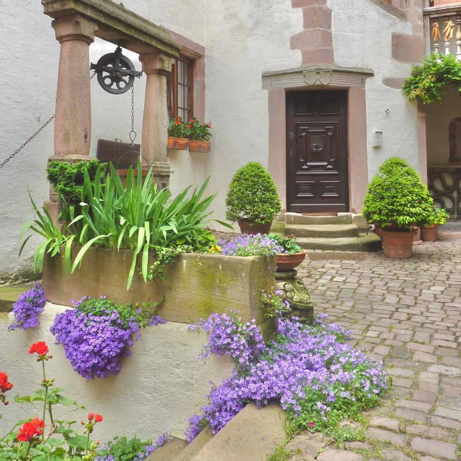 Bed and breakfast ADRIHOF à Riquewihr, Cour de l'Abbaye d'Autrey Extérieur photo
