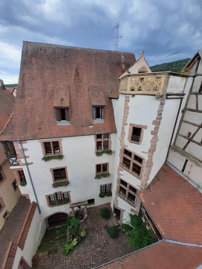 Bed and breakfast ADRIHOF à Riquewihr, Cour de l'Abbaye d'Autrey Extérieur photo